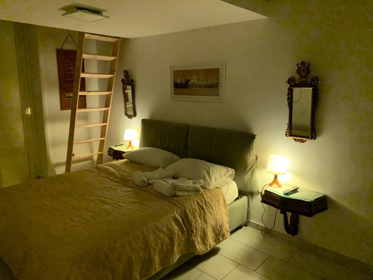 Apartamento casa vacanze Nápoles Exterior foto