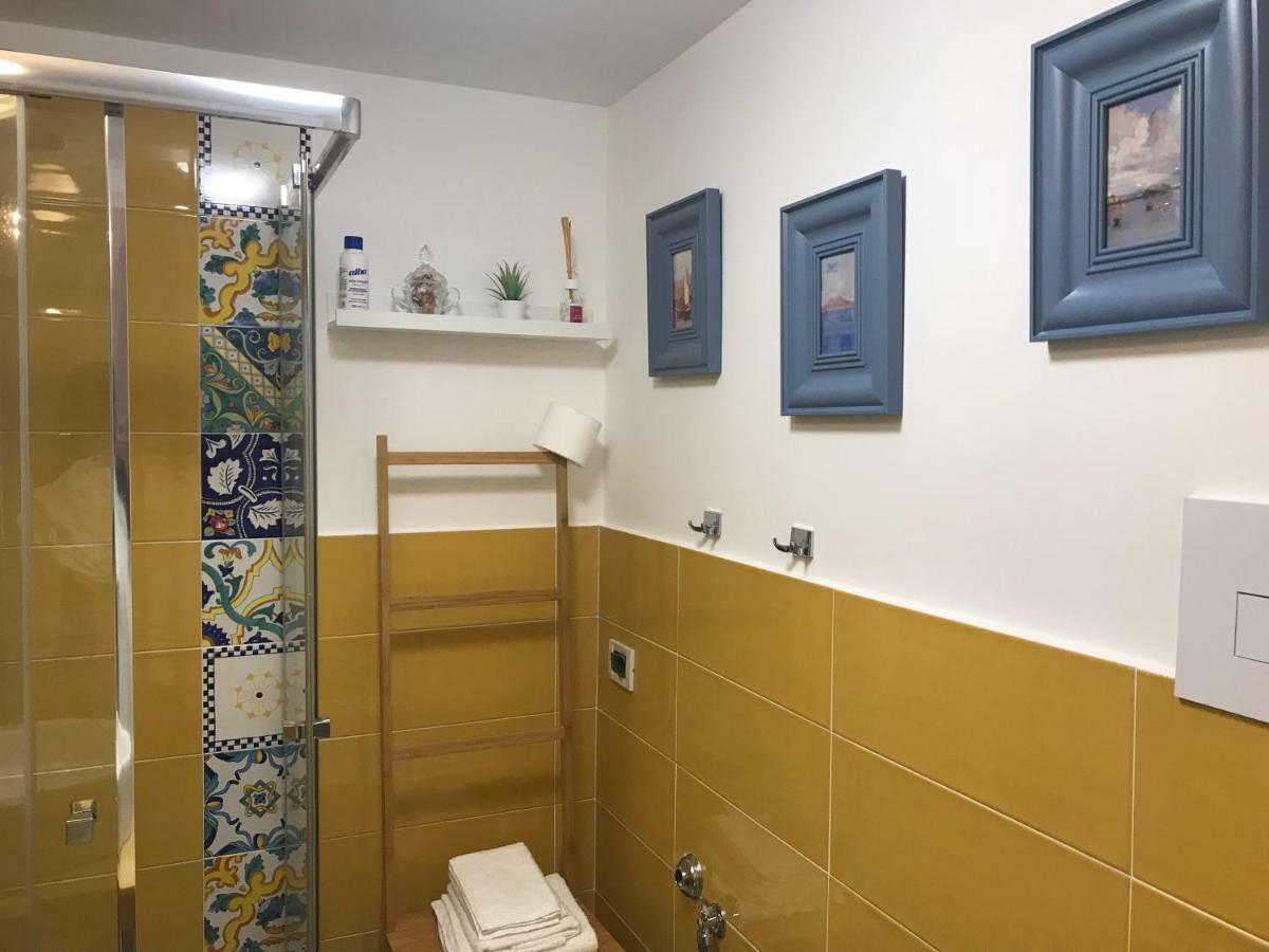 Apartamento casa vacanze Nápoles Exterior foto